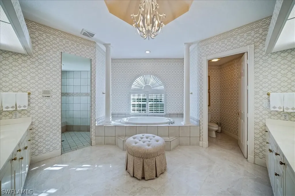 27190 Oak Knoll Drive Bonita Springs FL 34134