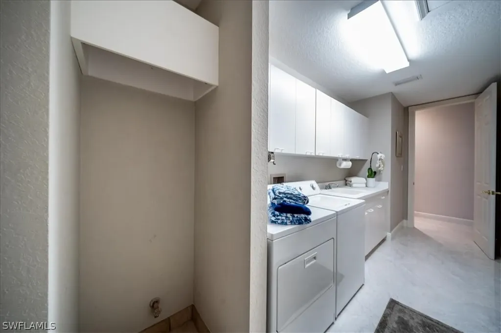 27190 Oak Knoll Drive Bonita Springs FL 34134