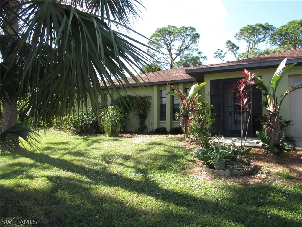 182 Carlisle Avenue S Lehigh Acres FL 33974