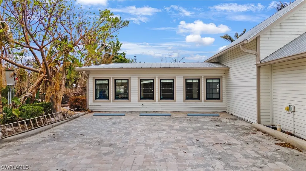 520 Tarpon Bay Road Sanibel FL 33957