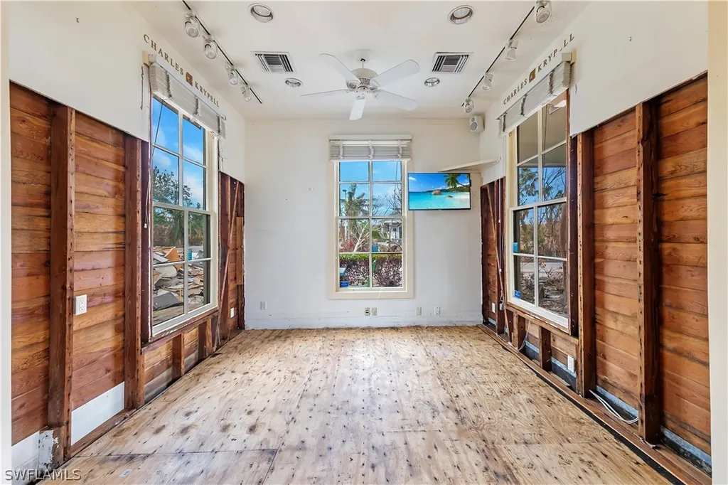 520 Tarpon Bay Road Sanibel FL 33957