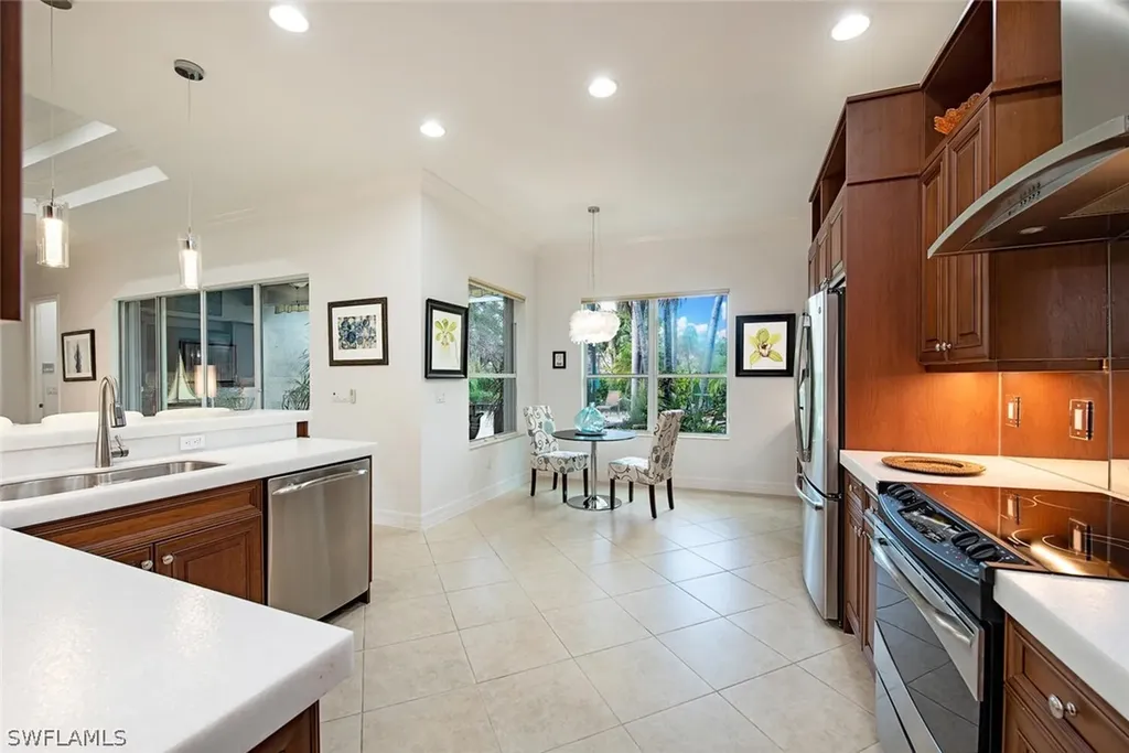 6657 Marbella Lane Naples FL 34105