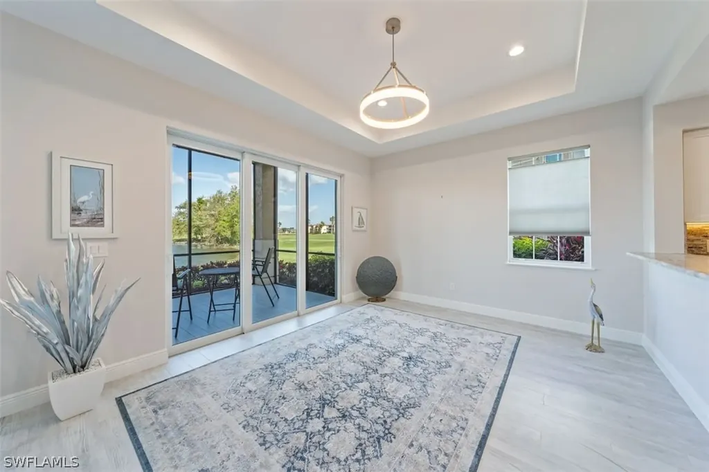 608 El Camino Real Naples FL 34119