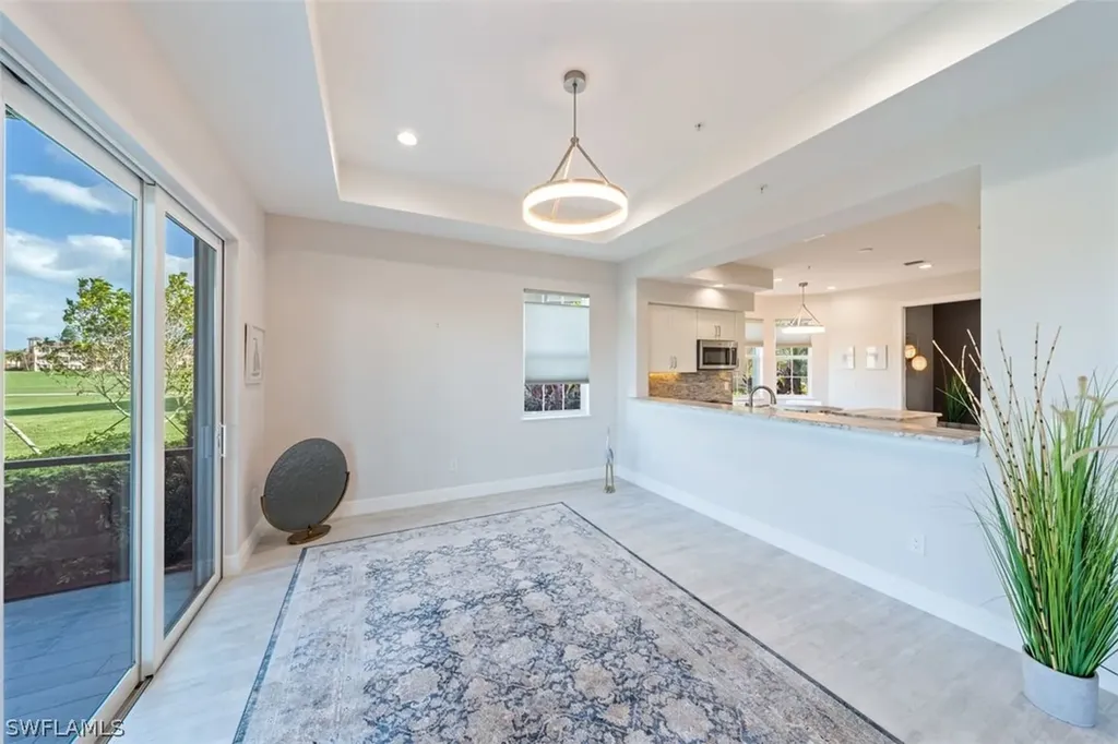 608 El Camino Real Naples FL 34119