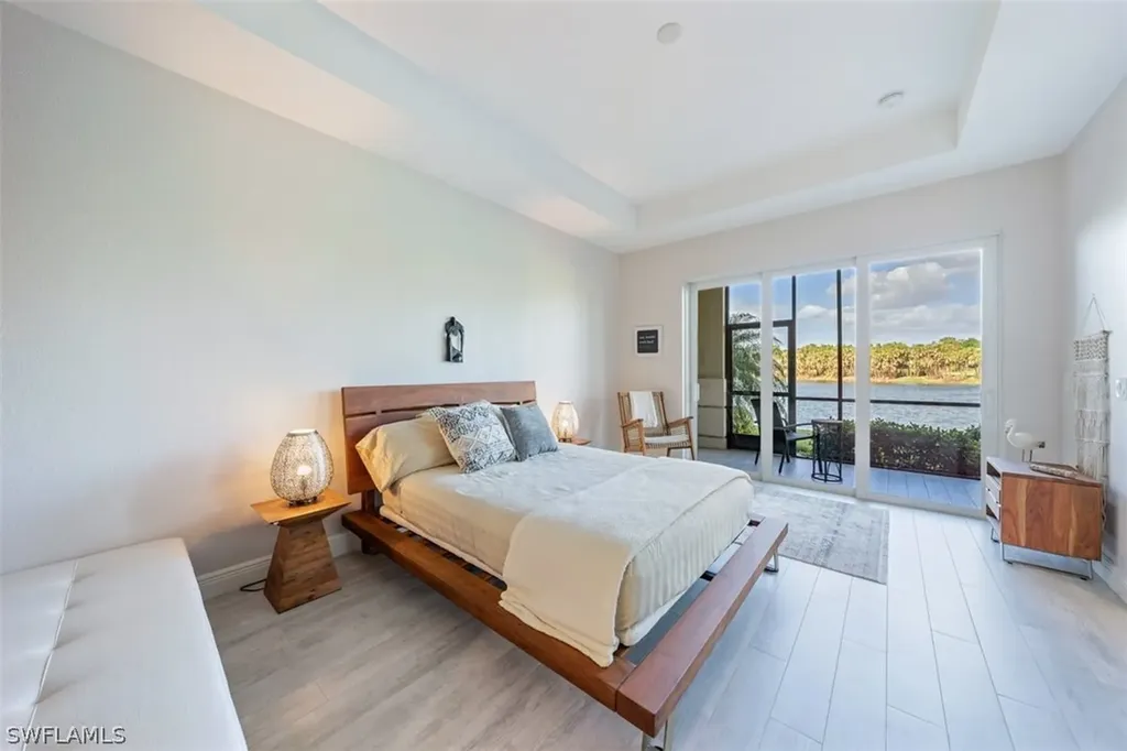 608 El Camino Real Naples FL 34119