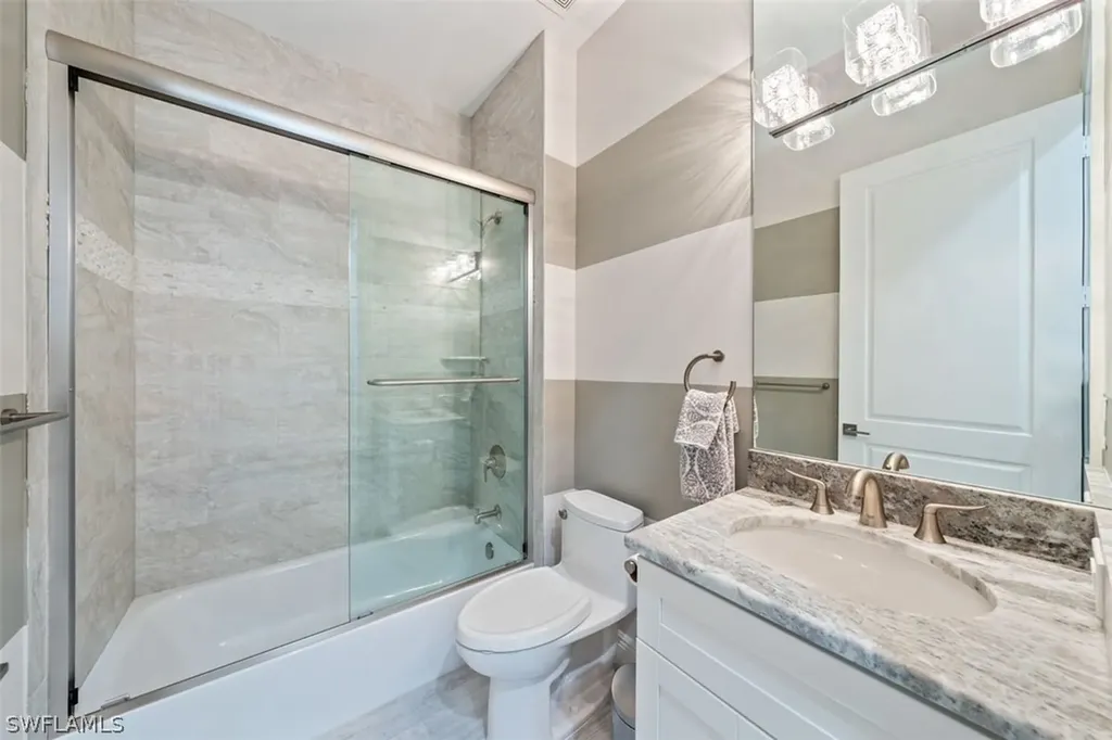 608 El Camino Real Naples FL 34119