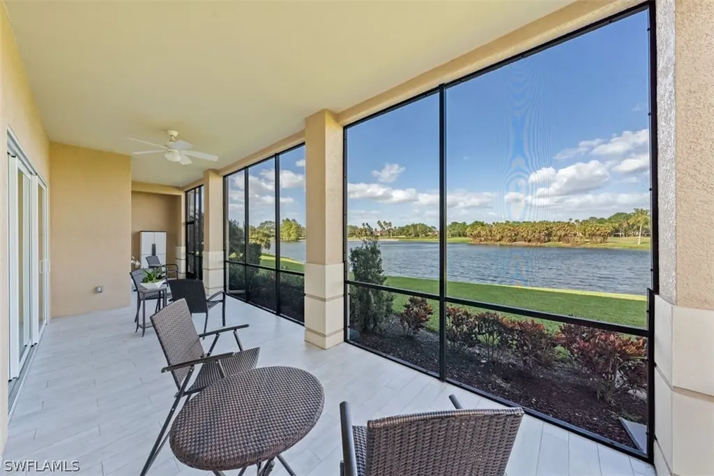608 El Camino Real Naples FL 34119
