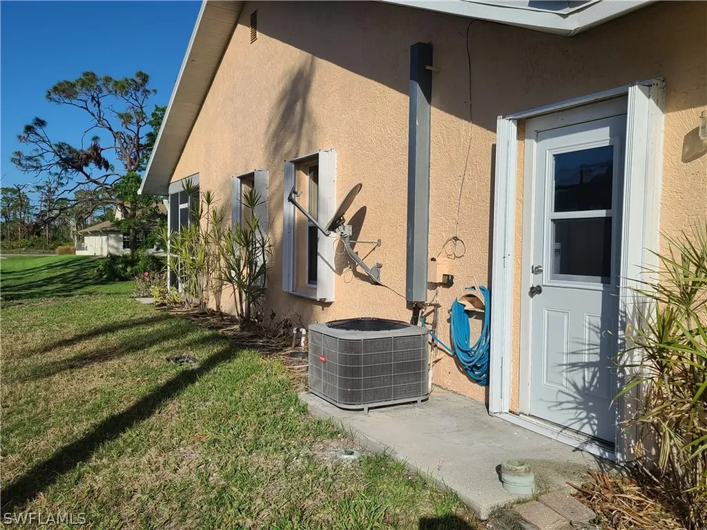 20550 Porthole Court Estero FL 33928