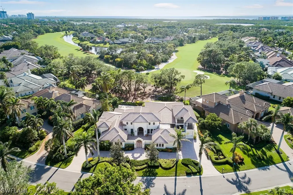 219 Cheshire Way Naples FL 34110