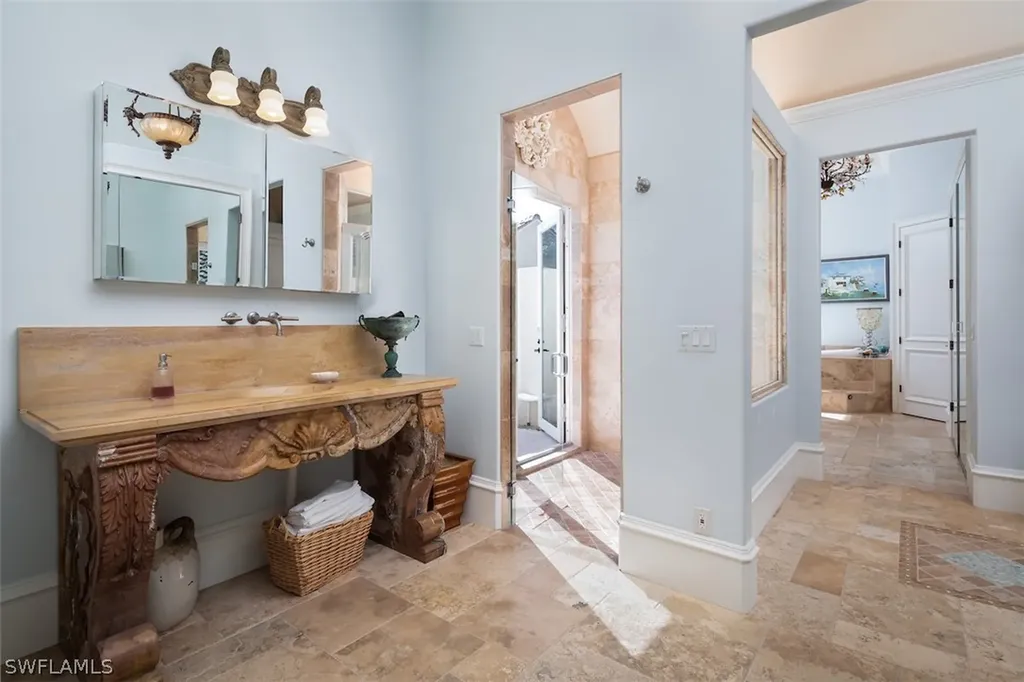219 Cheshire Way Naples FL 34110