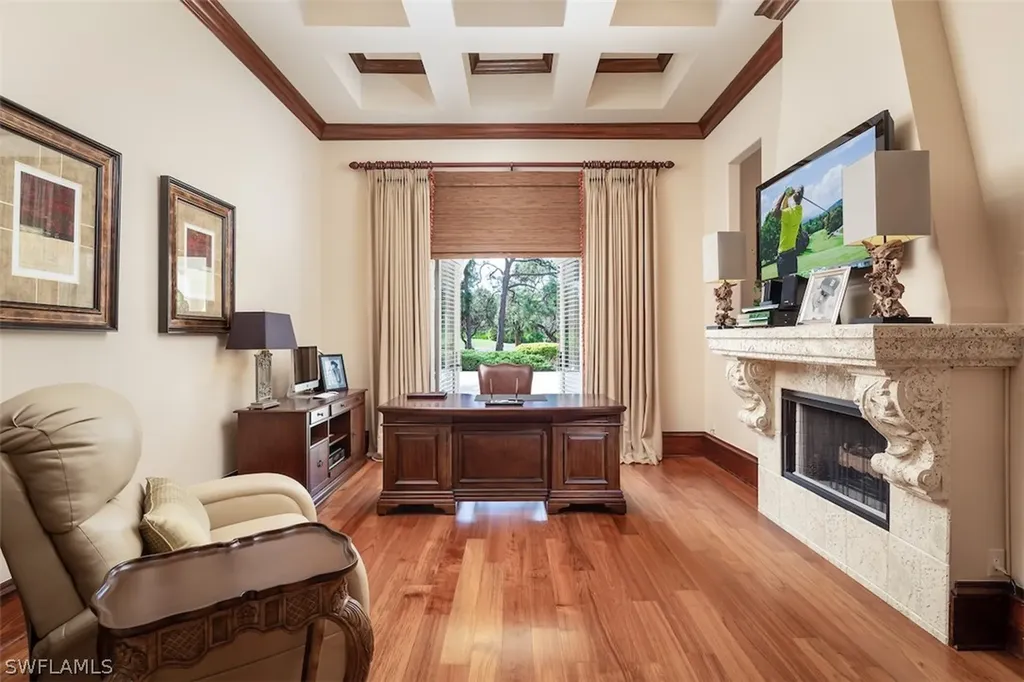 219 Cheshire Way Naples FL 34110