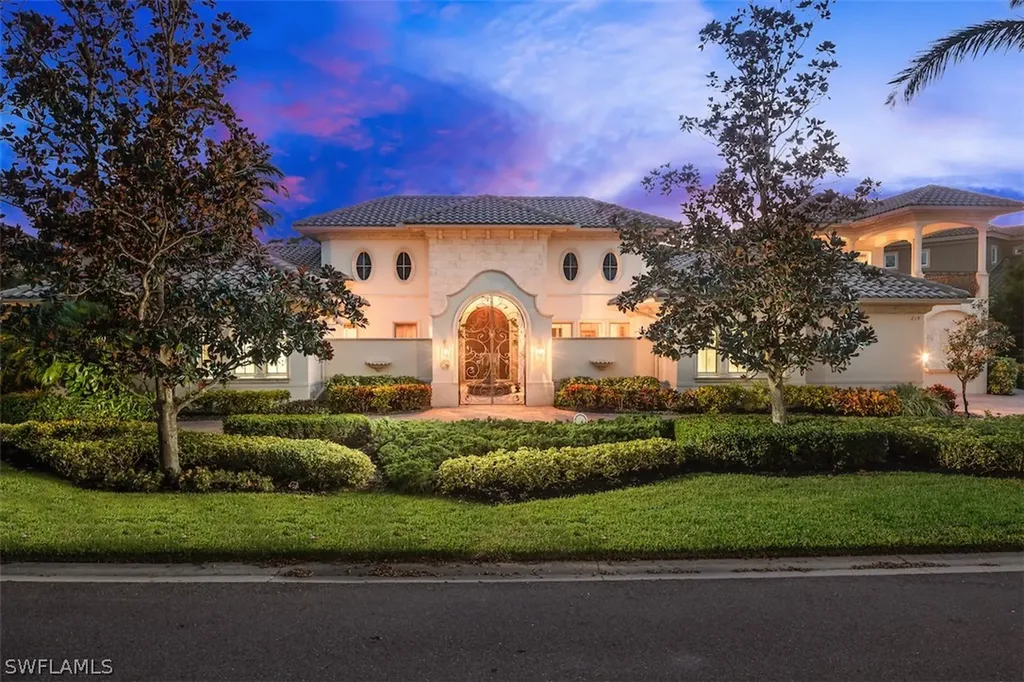 219 Cheshire Way Naples FL 34110