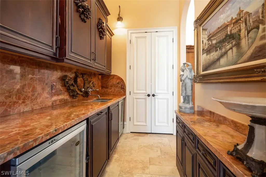 219 Cheshire Way Naples FL 34110
