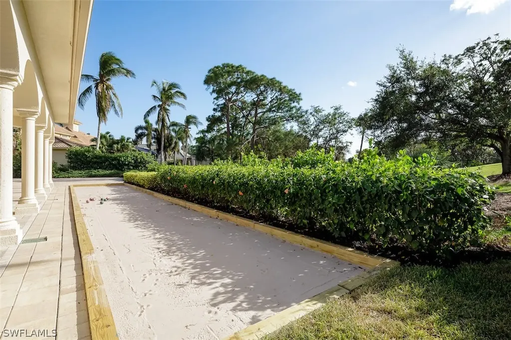 219 Cheshire Way Naples FL 34110