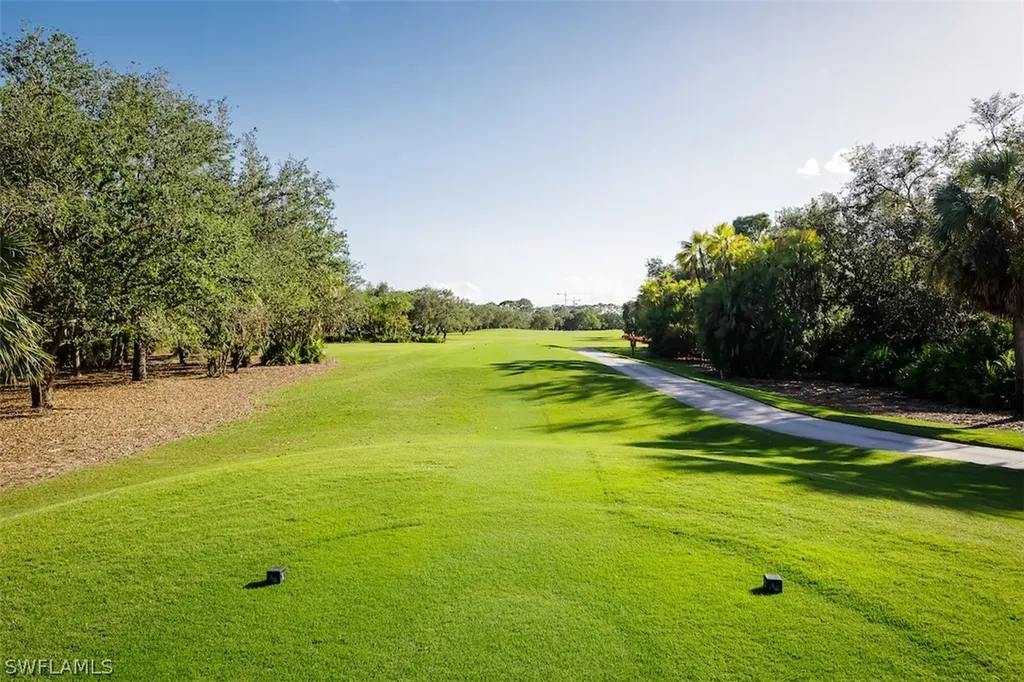 219 Cheshire Way Naples FL 34110