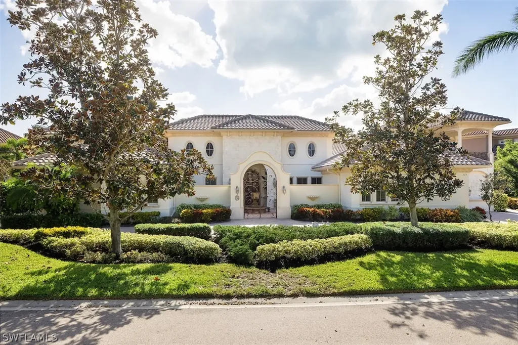 219 Cheshire Way Naples FL 34110