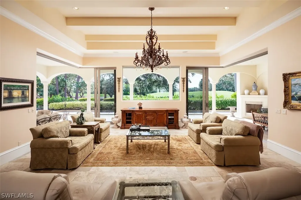 219 Cheshire Way Naples FL 34110
