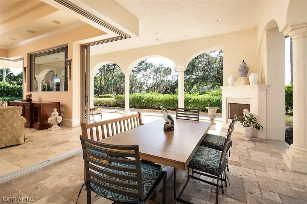 219 Cheshire Way Naples FL 34110