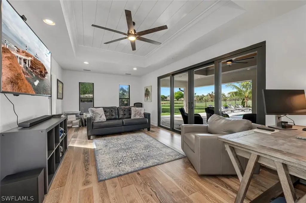 1974 Countess Court Naples FL 34110