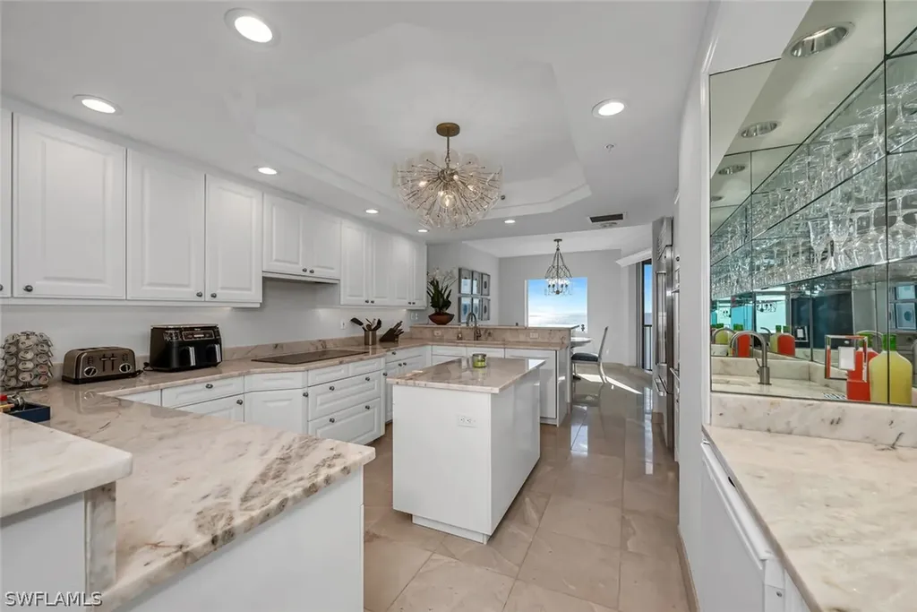 8665 Bay Colony Drive Naples FL 34108