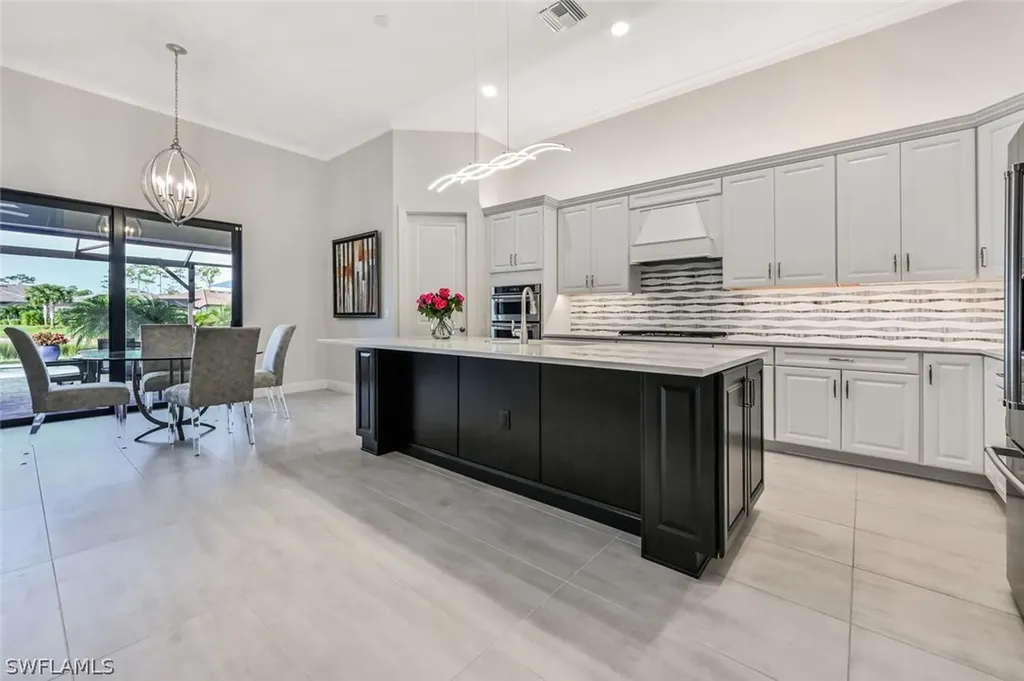 8982 Bahama Swallow Way Naples FL 34120