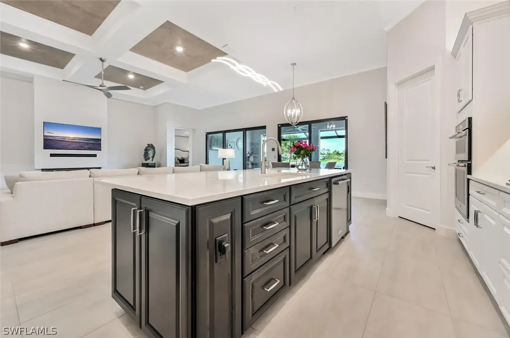 8982 Bahama Swallow Way Naples FL 34120