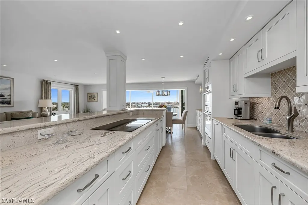 250 Park Shore Drive Naples FL 34103