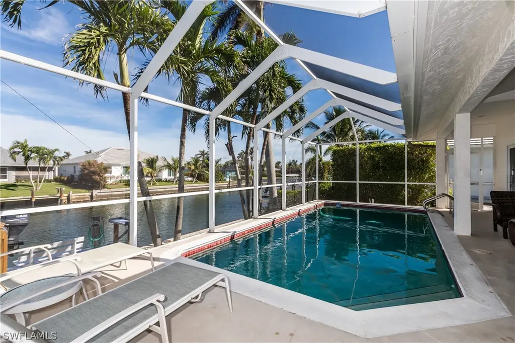 1640 Begonia Court Marco Island FL 34145