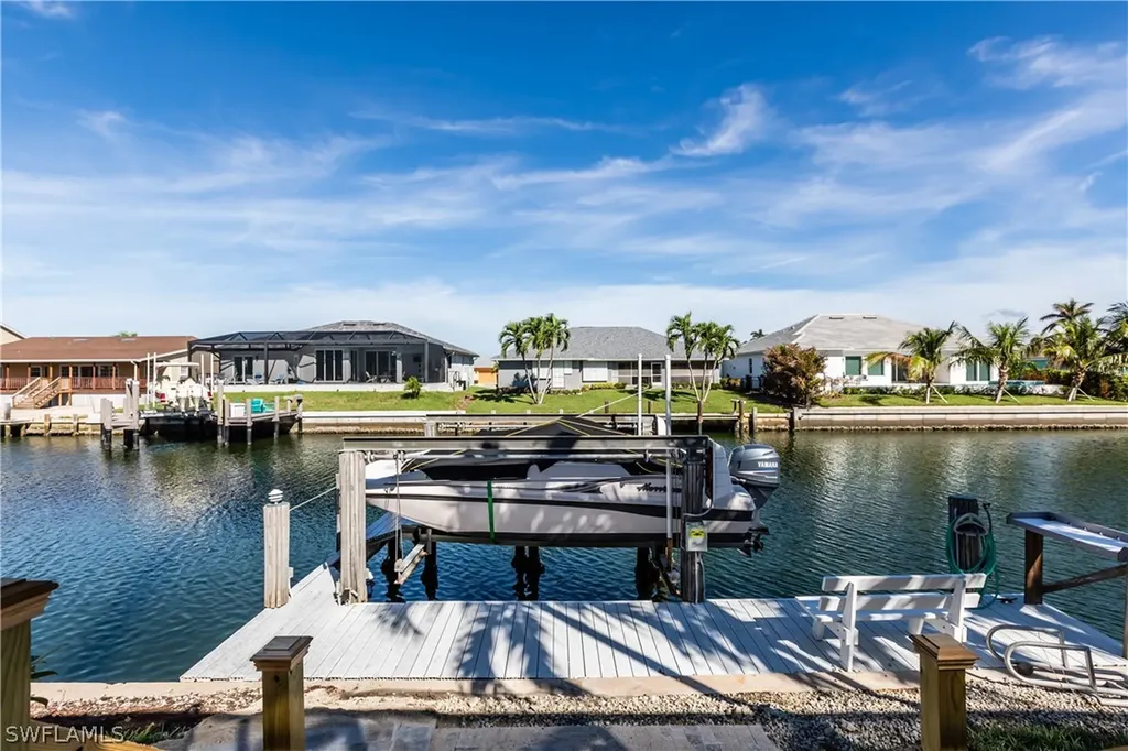 1640 Begonia Court Marco Island FL 34145