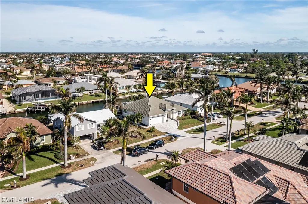 1640 Begonia Court Marco Island FL 34145