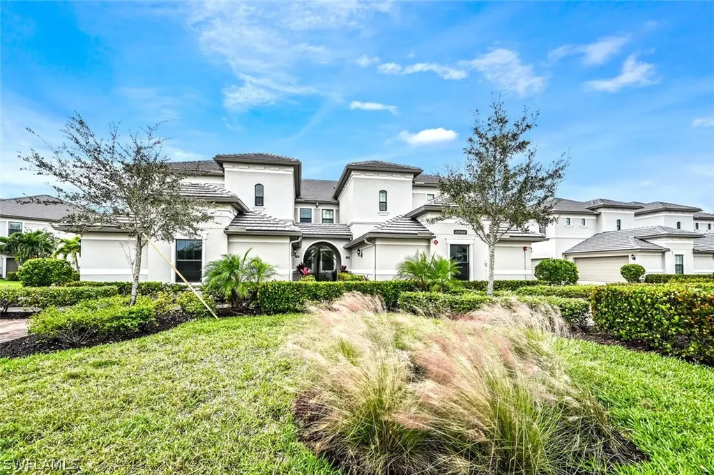 Naples FL, 12065 Covent Garden Court, Unit 1703