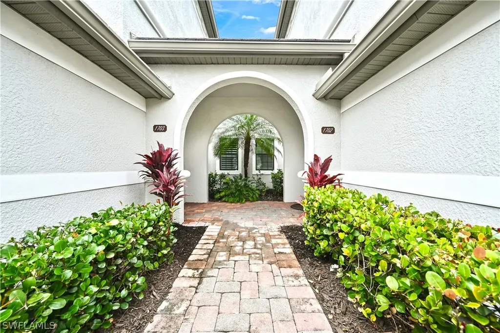 12065 Covent Garden Court Naples FL 34120