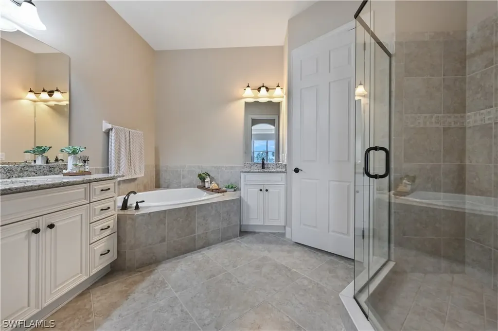 12065 Covent Garden Court Naples FL 34120