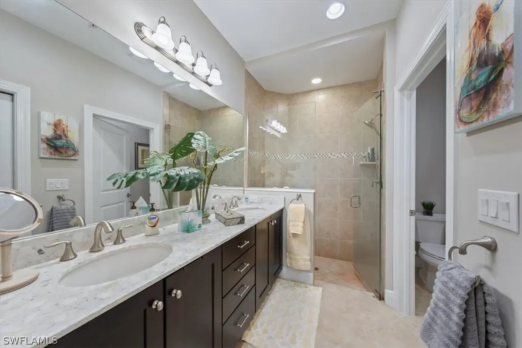 1359 Artesia Drive E Naples FL 34113