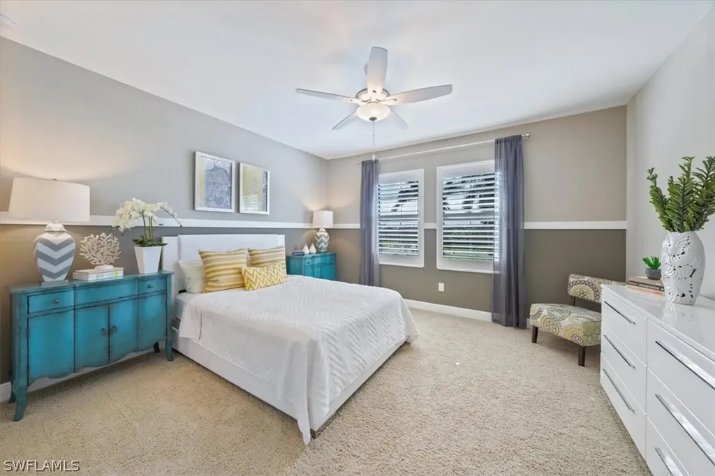 1359 Artesia Drive E Naples FL 34113