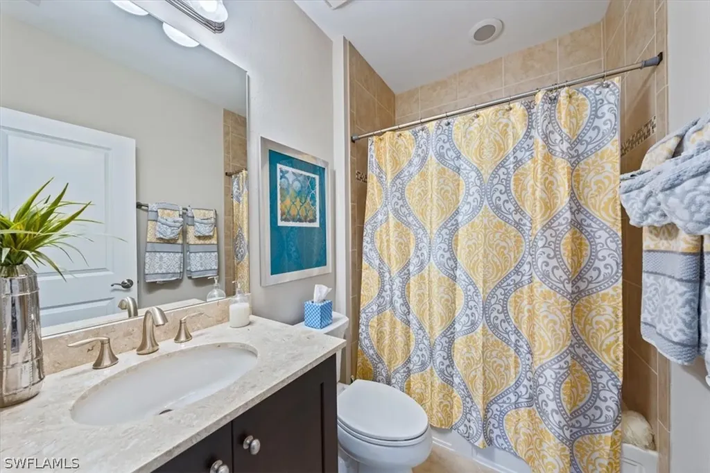 1359 Artesia Drive E Naples FL 34113