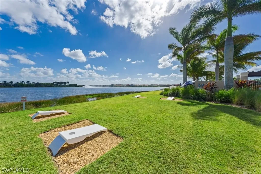 1359 Artesia Drive E Naples FL 34113