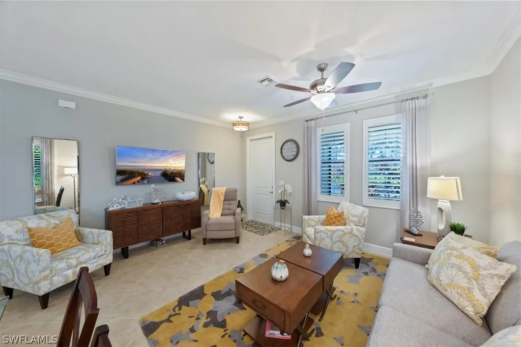 1359 Artesia Drive E Naples FL 34113