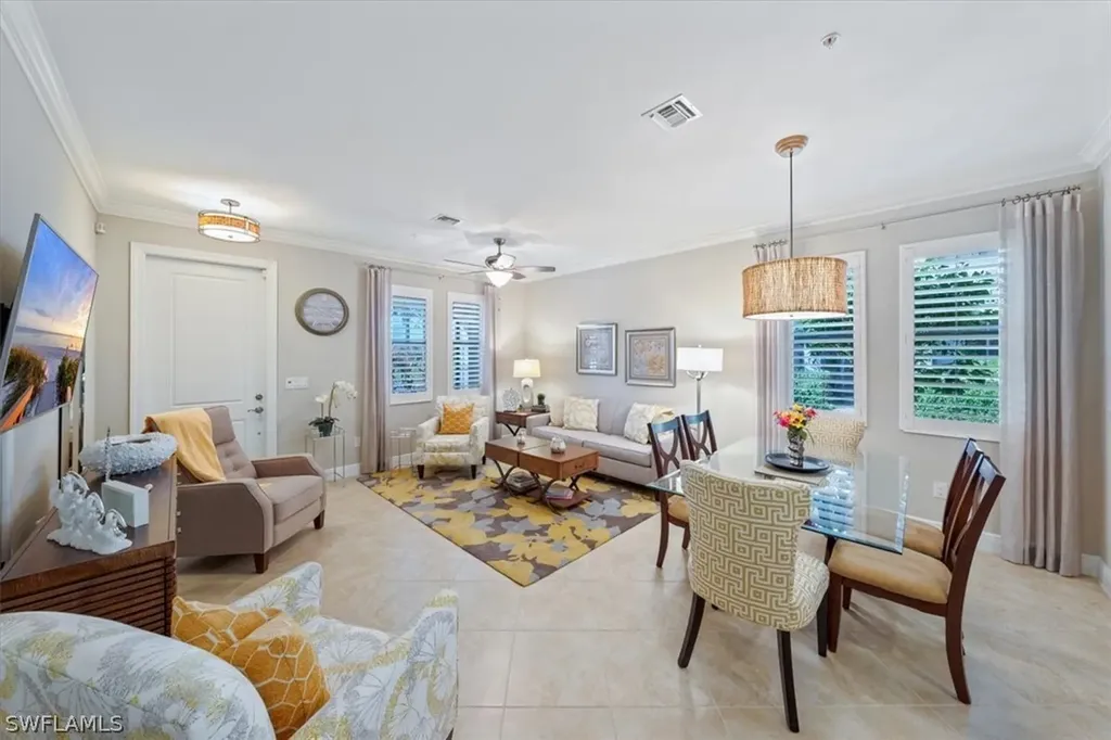 1359 Artesia Drive E Naples FL 34113