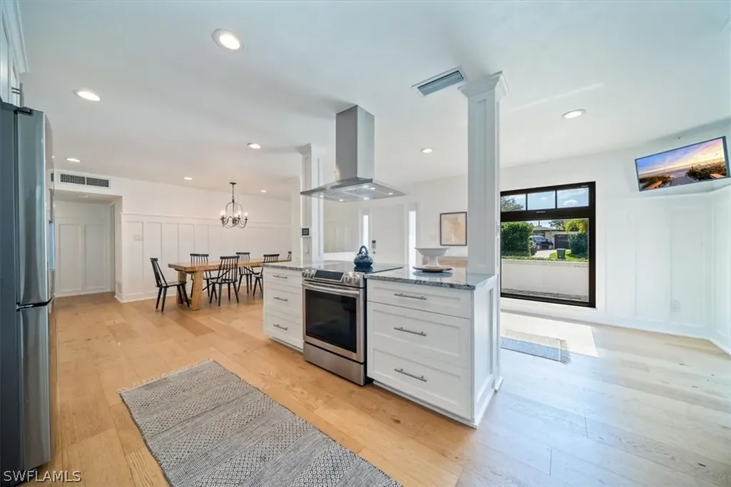 1053 Milano Drive Naples FL 34103