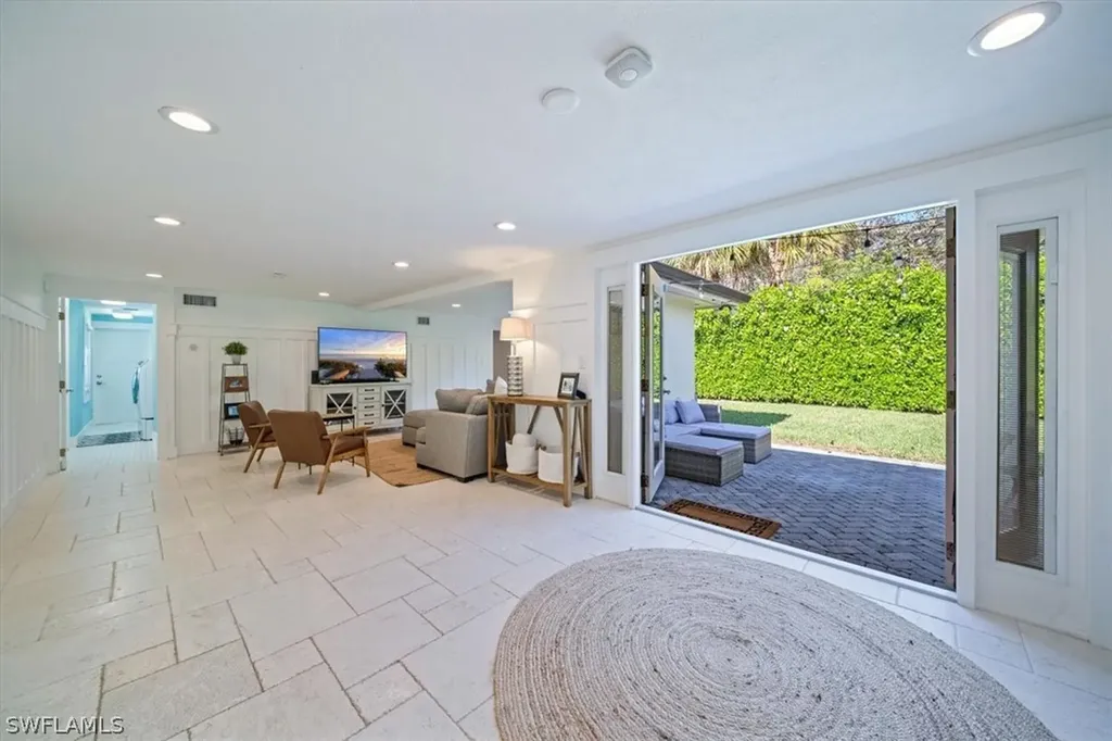 1053 Milano Drive Naples FL 34103