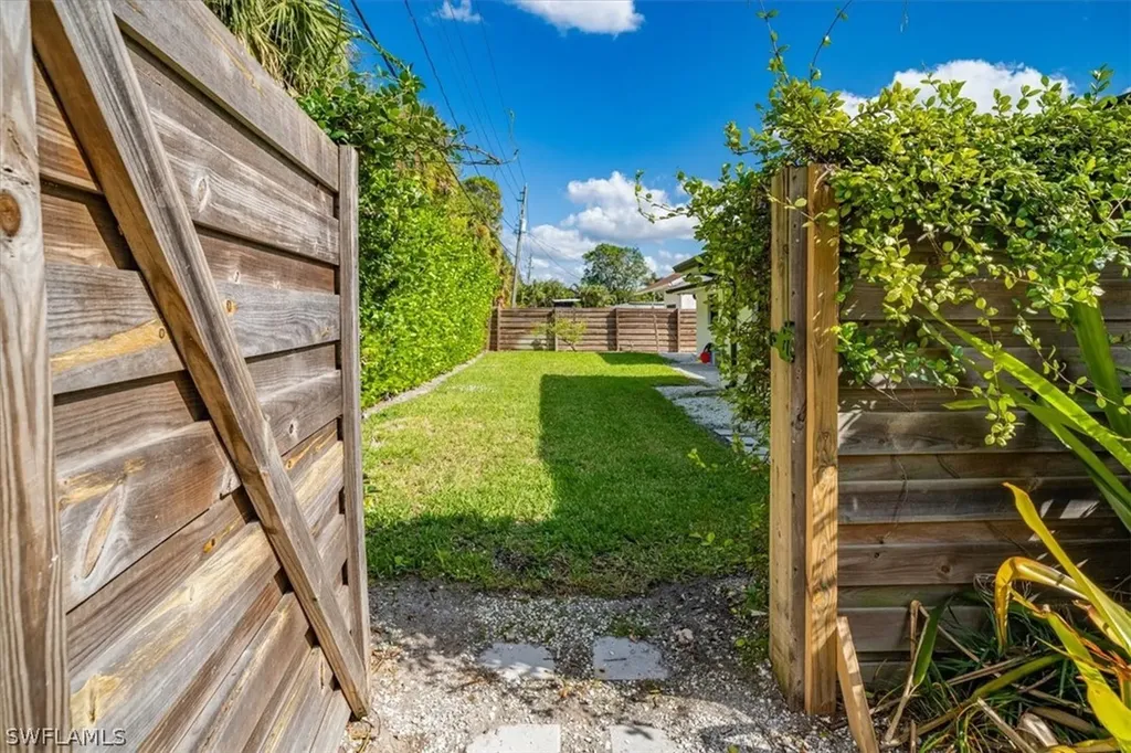 1053 Milano Drive Naples FL 34103
