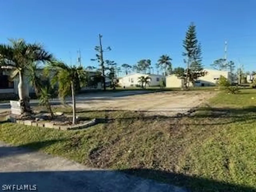 9026 Arbor Drive North Fort Myers FL 33903
