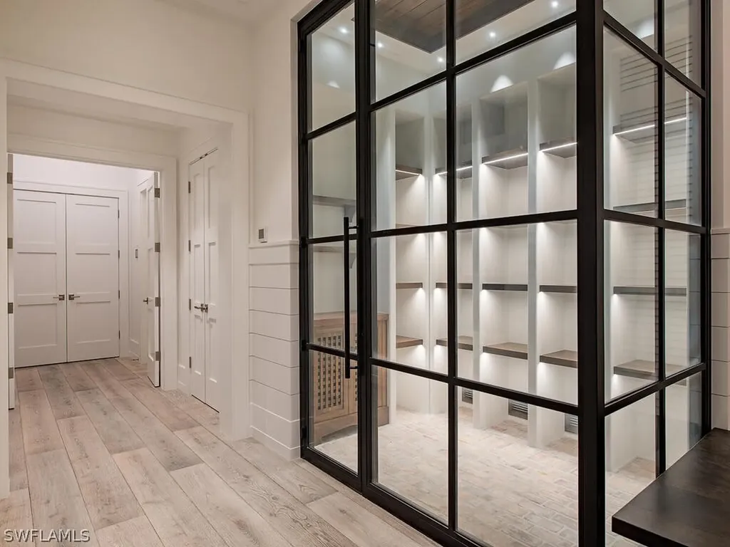 225 4th Avenue N Naples FL 34102