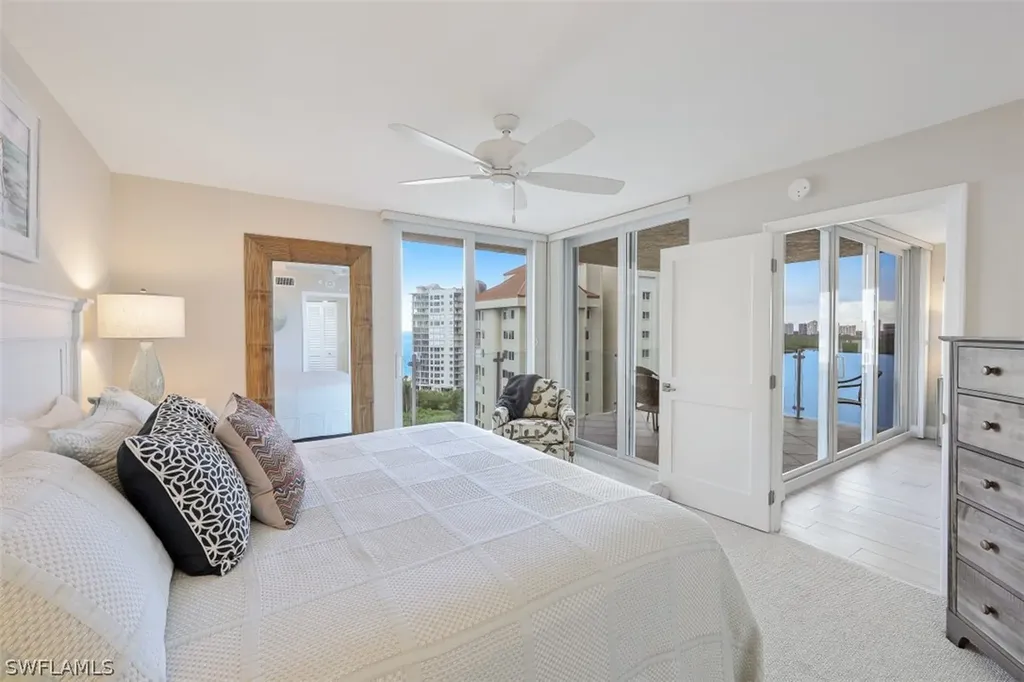 40 Seagate Drive Naples FL 34103