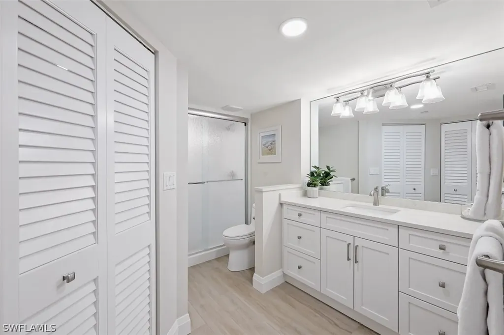 40 Seagate Drive Naples FL 34103
