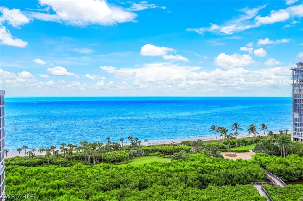 40 Seagate Drive Naples FL 34103
