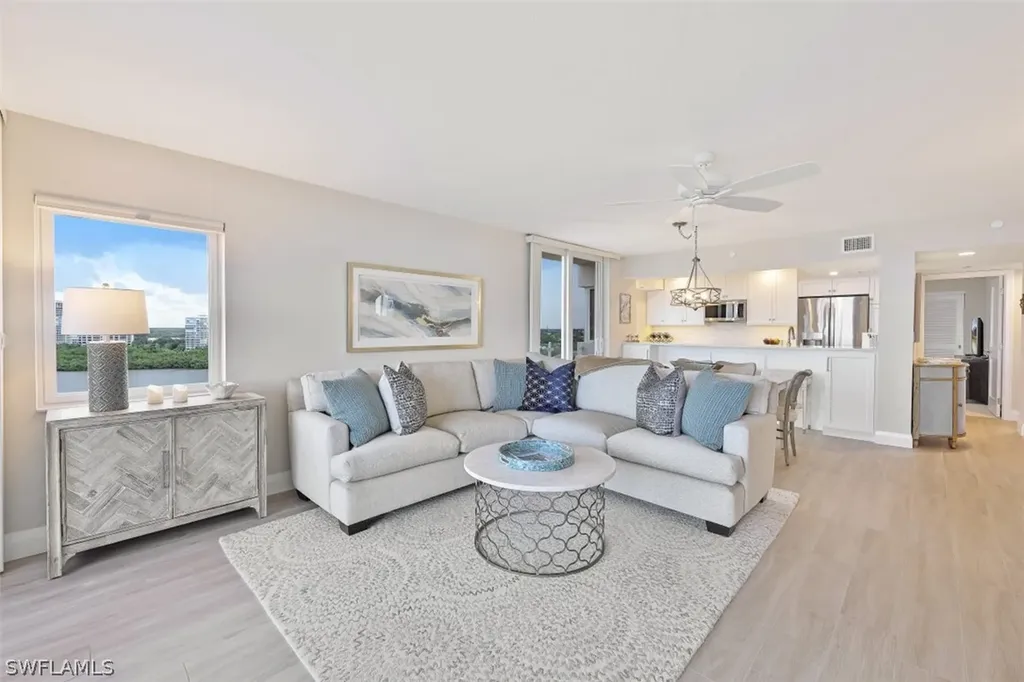 40 Seagate Drive Naples FL 34103