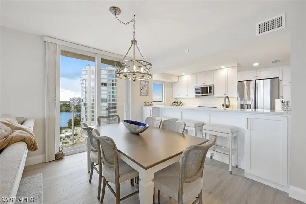 40 Seagate Drive Naples FL 34103