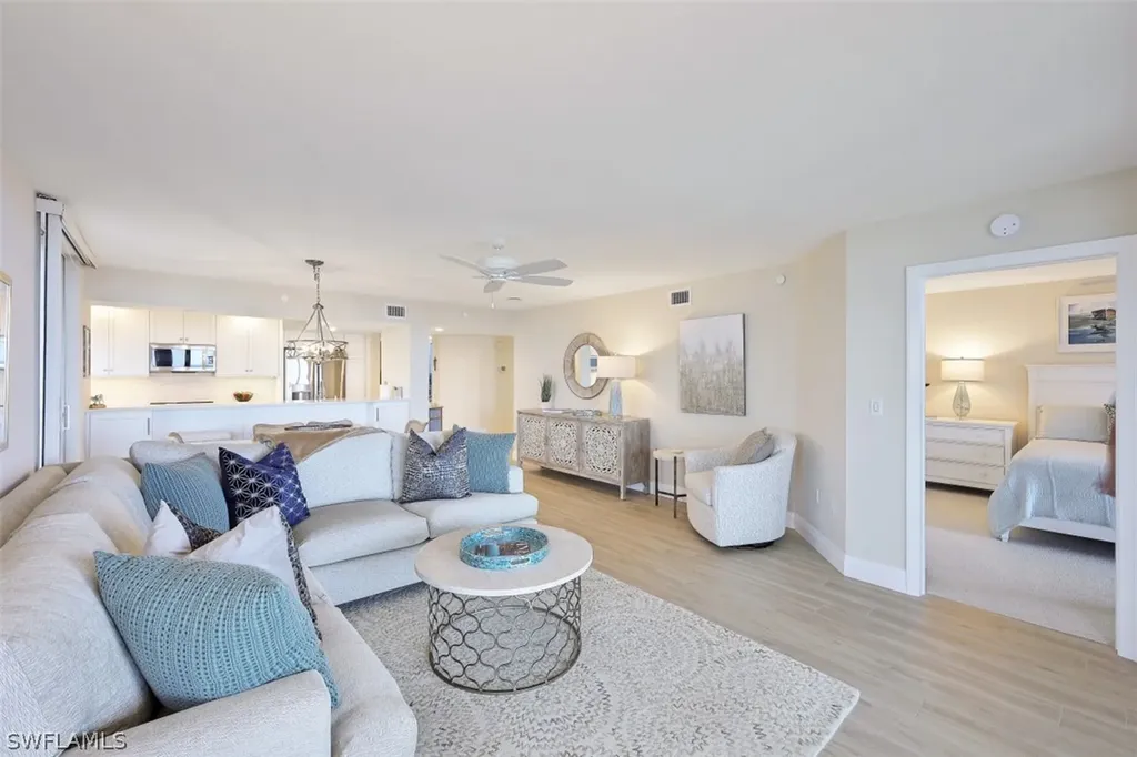 40 Seagate Drive Naples FL 34103